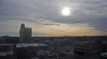 Weather camera view of KSAL Radio - Salina city.