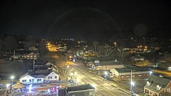 Weather camera view of Russell County Courthouse.