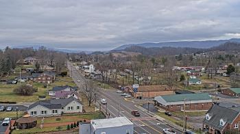 Weather camera view of Russell County Courthouse.