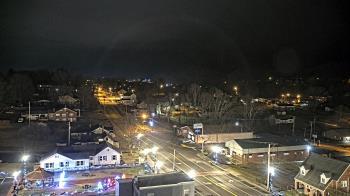 Weather camera view of Russell County Courthouse.