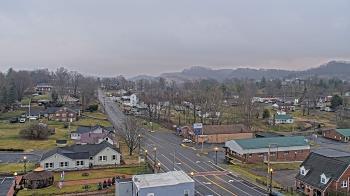 Weather camera view of Russell County Courthouse.