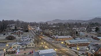 Weather camera view of Russell County Courthouse.