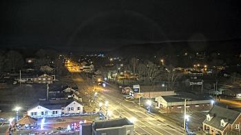 Weather camera view of Russell County Courthouse.