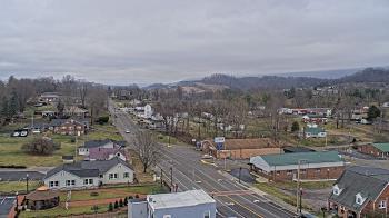 Weather camera view of Russell County Courthouse.