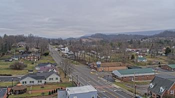 Weather camera view of Russell County Courthouse.