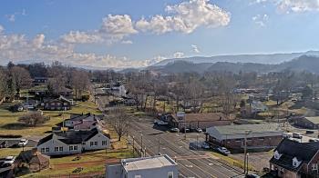 Weather camera view of Russell County Courthouse.