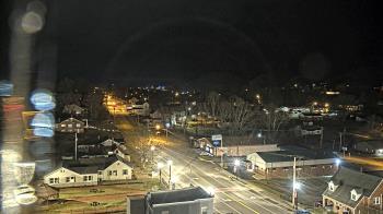 Weather camera view of Russell County Courthouse.
