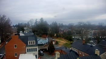 Weather camera view of Town of Leesburg.