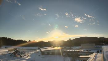 Weather camera view of Stuart M Townsend Elementary School.