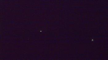 Weather camera view of Lowell MS.