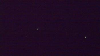 Weather camera view of Lowell MS.