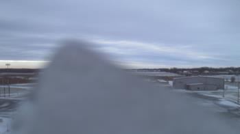 Weather camera view of Lowell MS.