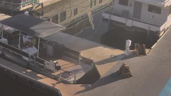 Weather camera view of Lake Powell Resorts and Marinas - Wahweap Marina.