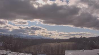 Weather camera view of Luray Middle School.