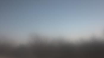 Weather camera view of Lincoln Elementary School.