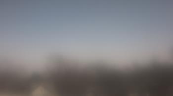 Weather camera view of Lincoln Elementary School.