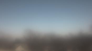 Weather camera view of Lincoln Elementary School.