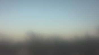 Weather camera view of Lincoln Elementary School.