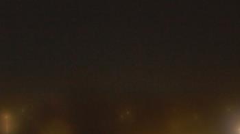 Weather camera view of Lincoln Elementary School.