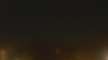 Weather camera view of Lincoln Elementary School.