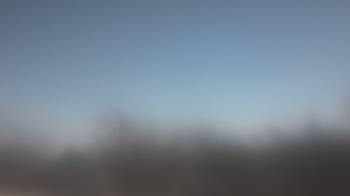 Weather camera view of Lincoln Elementary School.