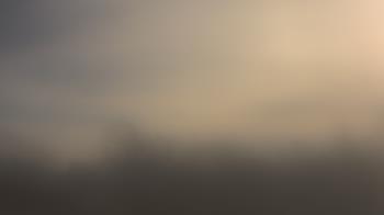 Weather camera view of Lincoln Elementary School.