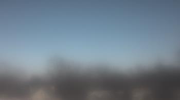 Weather camera view of Lincoln Elementary School.