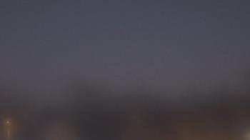 Weather camera view of Lincoln Elementary School.