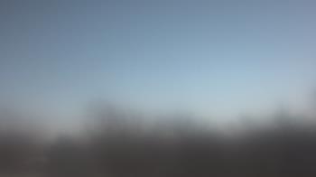 Weather camera view of Lincoln Elementary School.