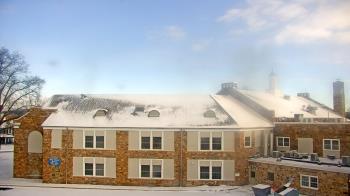 Weather camera view of Ward L Myers Elementary School.