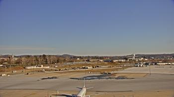 Weather camera view of Harrisburg International Airport.