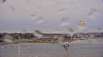 Weather camera view of Harrisburg International Airport.