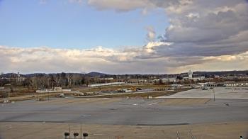 Weather camera view of Harrisburg International Airport.