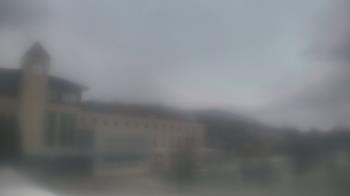 Weather camera view of Lincoln Park Performing Arts Charter School.