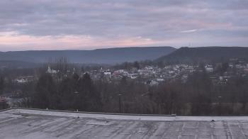 Weather camera view of Juniata High School.