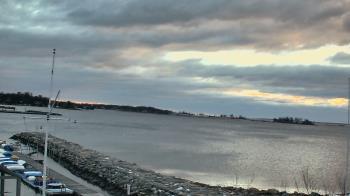 Weather camera view of Beach Point Club.