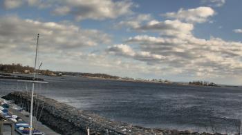 Weather camera view of Beach Point Club.