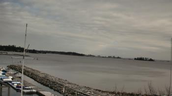 Weather camera view of Beach Point Club.