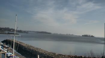 Weather camera view of Beach Point Club.