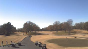 Weather camera view of Windyke Country Club.