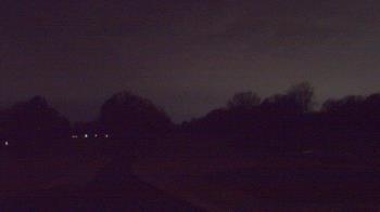 Weather camera view of Windyke Country Club.