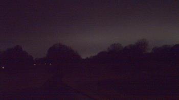 Weather camera view of Windyke Country Club.