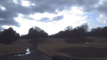 Weather camera view of Windyke Country Club.