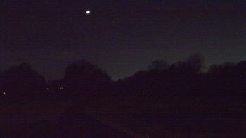 Weather camera view of Windyke Country Club.