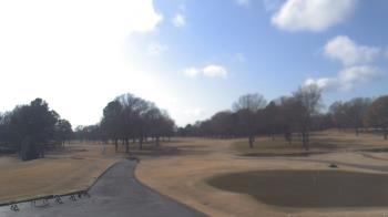 Weather camera view of Windyke Country Club.