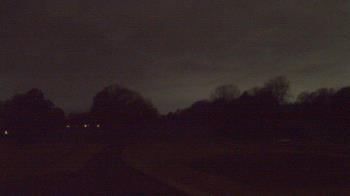 Weather camera view of Windyke Country Club.