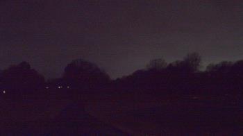 Weather camera view of Windyke Country Club.