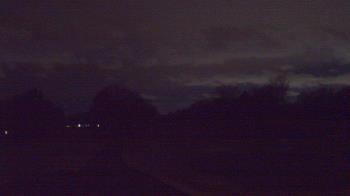 Weather camera view of Windyke Country Club.