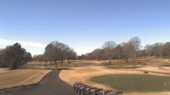 Weather camera view of Windyke Country Club.