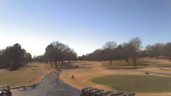 Weather camera view of Windyke Country Club.